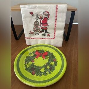 NWT Vintage Christmas Paper Plate & Luncheon Napkins Hallmark & House of Paper.